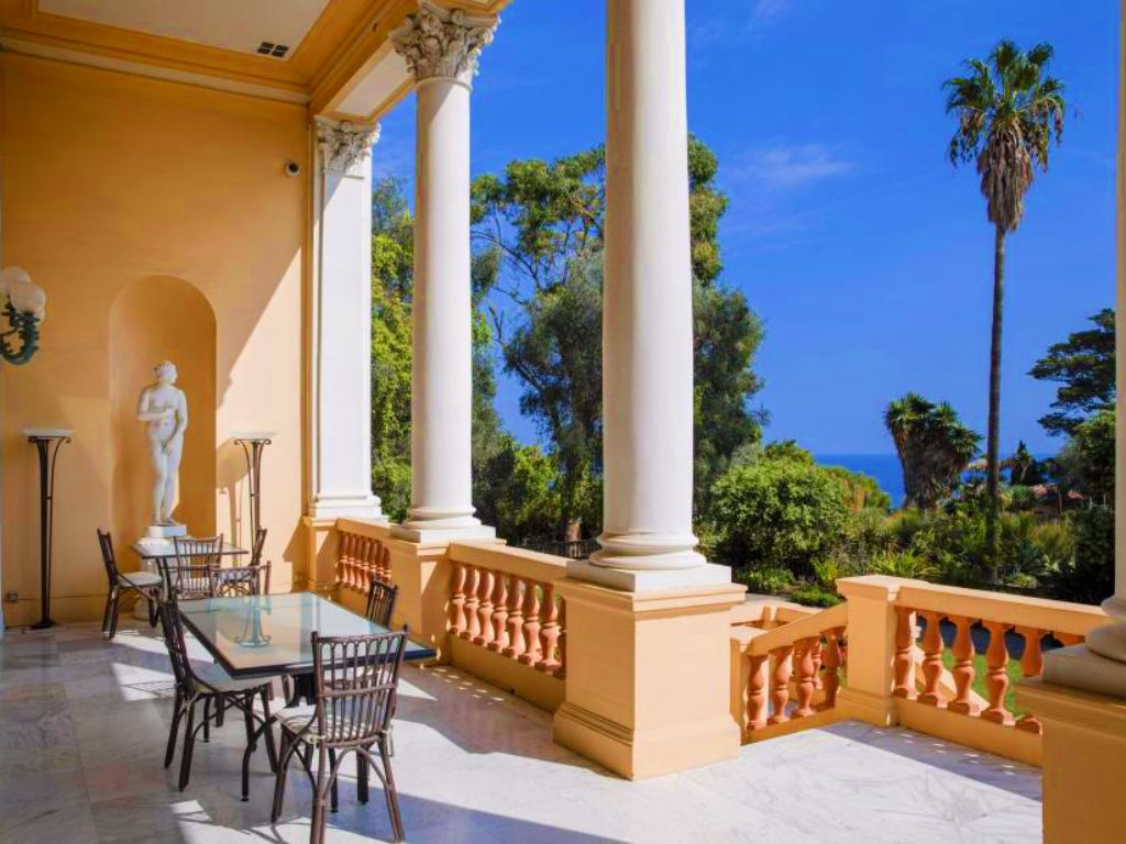 A Look Inside The Most Expensive Homes On The Market Obsev