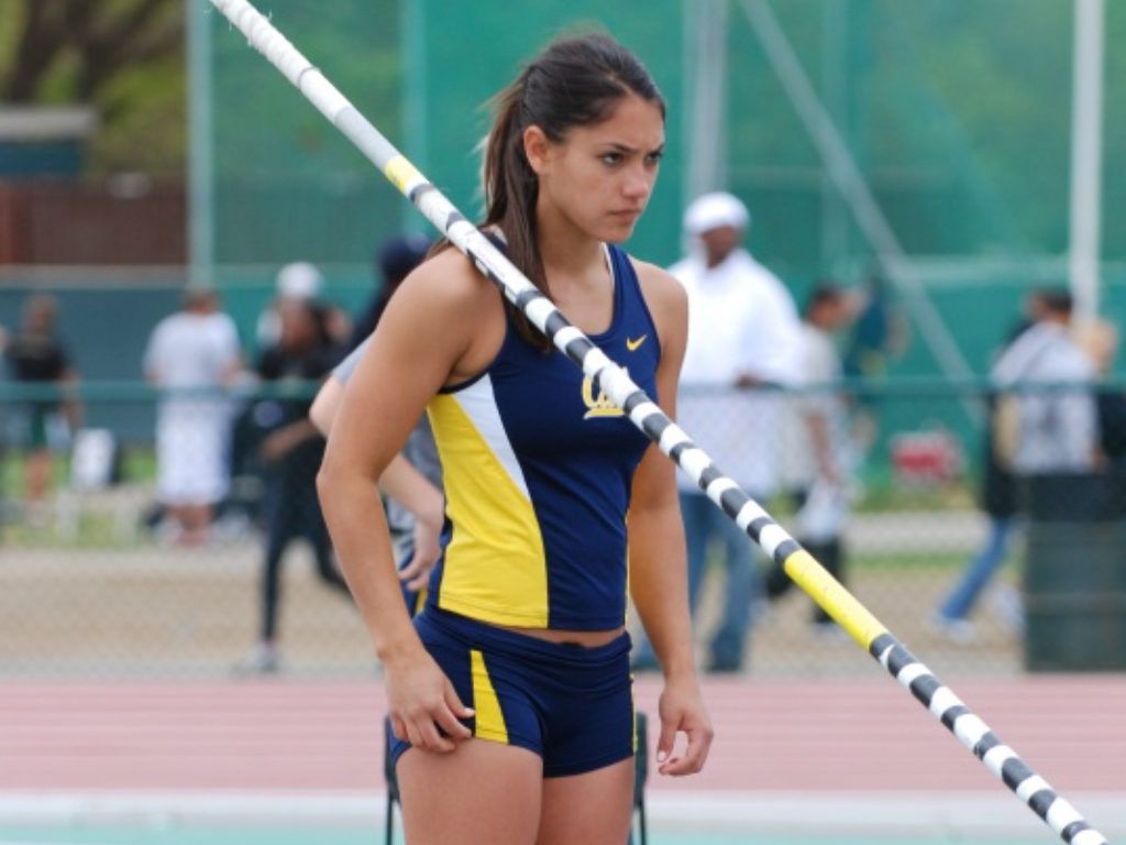 Pole Vaulting Star’s Life Changed Forever Due to an Innocent Photo - Obsev