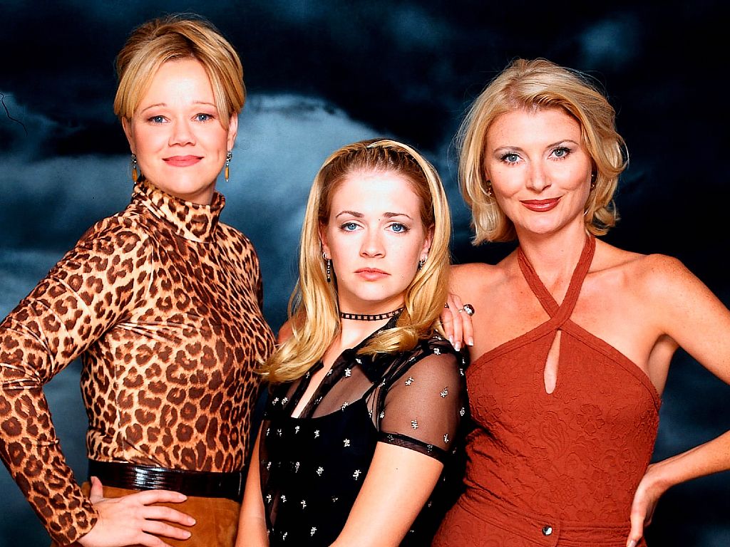 Where Are They Now? The Cast of "Sabrina the Teenage Witch" Obsev